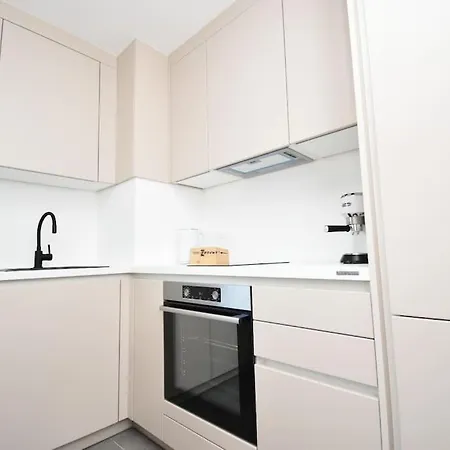 Urban Loft With Garage Place Daire *